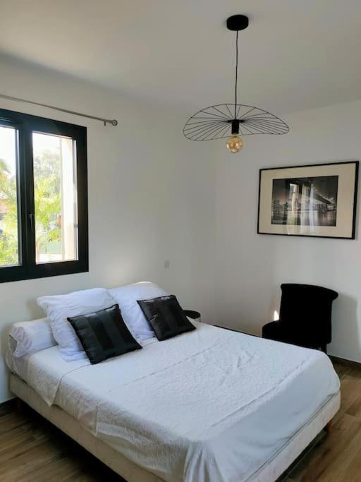 Neuf Avec Balcon Et 2 Apartment *