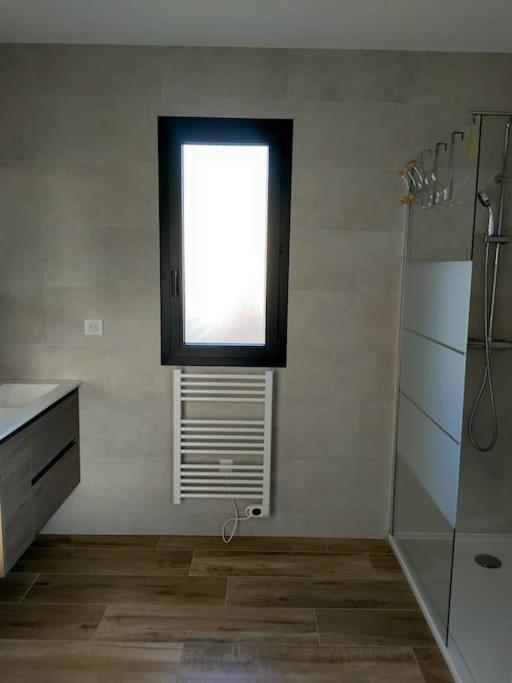 Neuf Avec Balcon Et 2